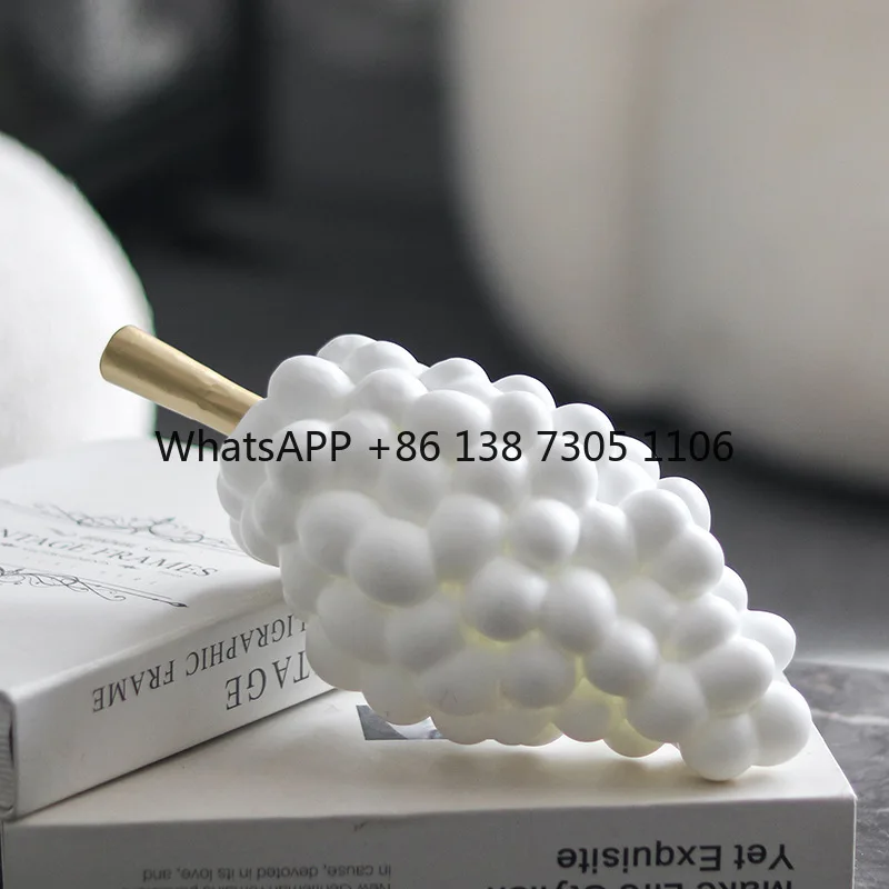 

Creative fruit grape string ornament B & B home living room wine cabinet entrance decoration handicrafts