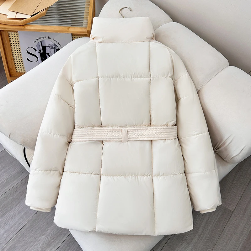 2025 Winter Weibliche Outwear Top Schlank Dicken Drehen Unten Kragen Parkas Mantel Frauen Mode Warme Jacken Mit Gürtel Parkas Stil