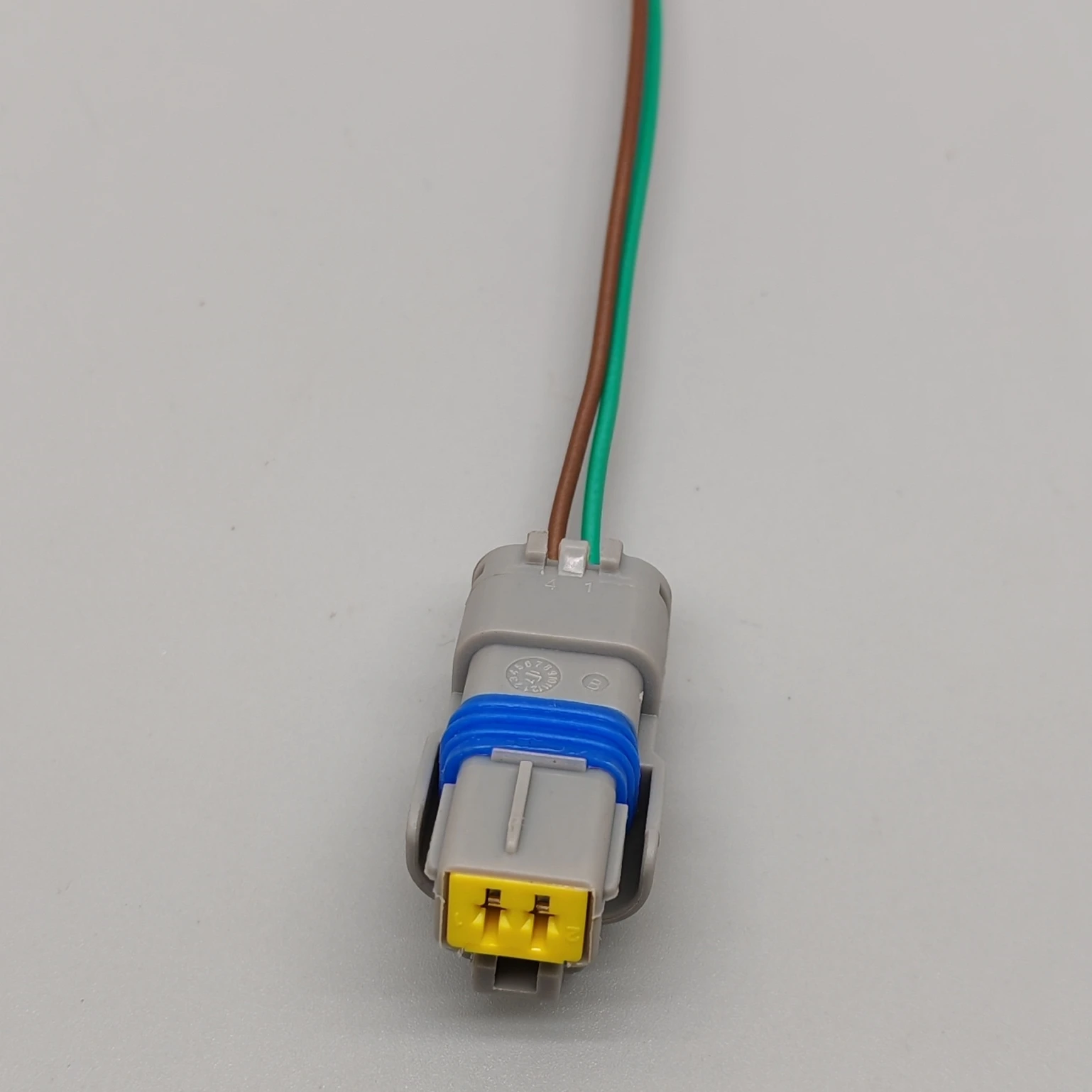shhworldsea For Citroen Peugeot 206 207 307 308 408 508 Oil Pressure Sensor Plug Wire Harness Connector Cable
