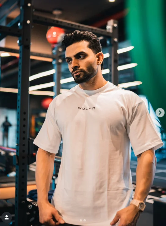 

Summer Men's Fitness Essential T-shirt High-quality Cotton Sweat-absorbing Breathable Soft Muscle Lines Stand Up Street T-shirt