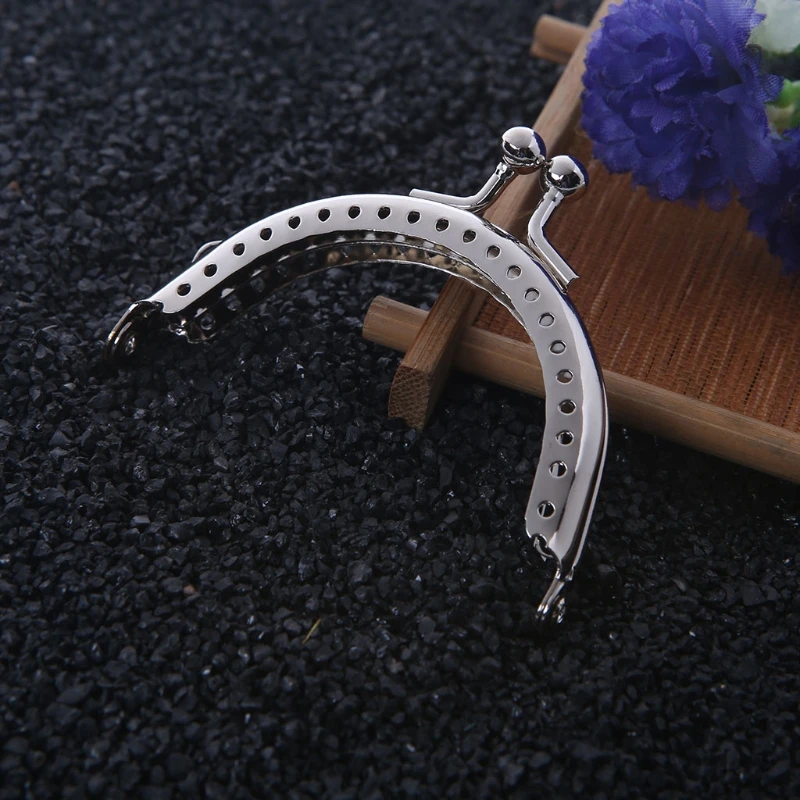 1PC Metal Frame Kiss Clasp Arch For Clutch Coin Purse Bag Silver Tone 6.5cm