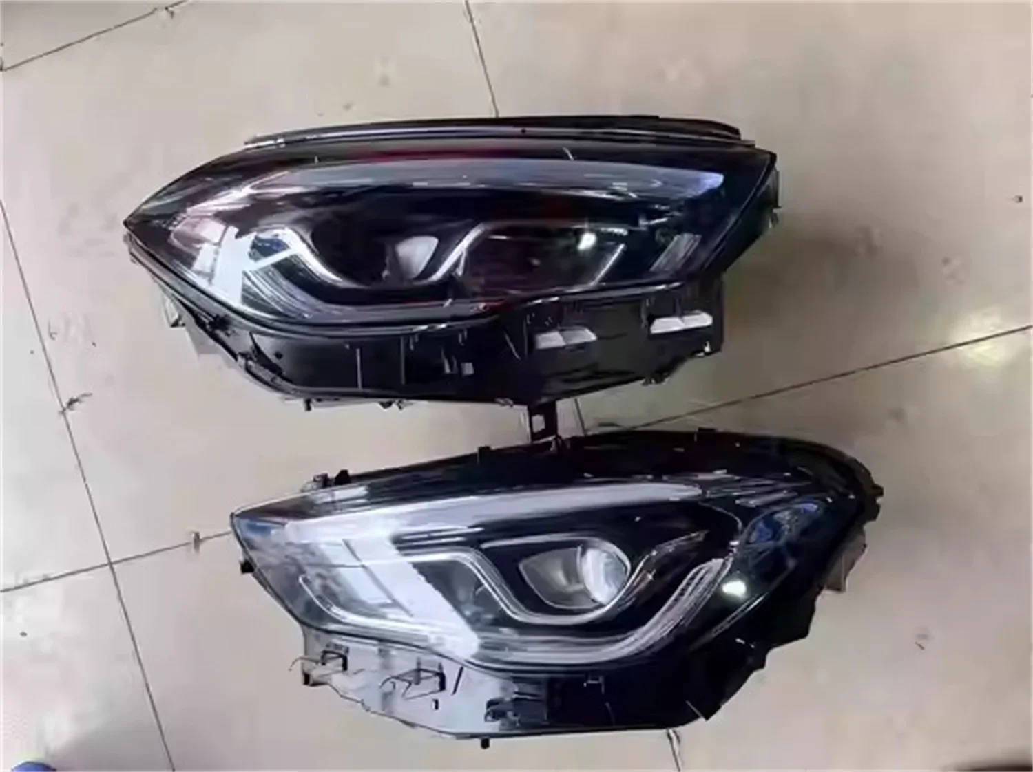 

Светодиодные фары дневного света DRL для Mercedes Benz GLA 21-24 указатель поворота