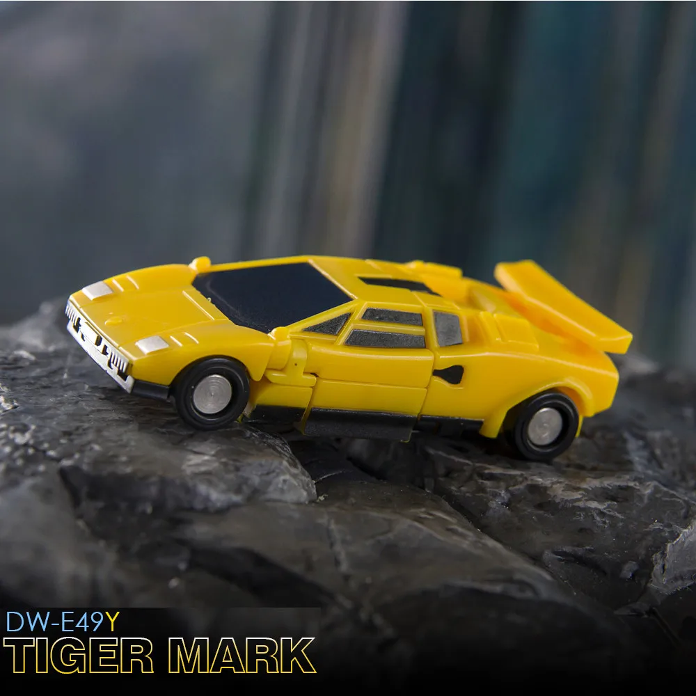 新しいドクター・ウー変身 DWE49Y-E53 DWE51-E52 スーツ小型アクションフィギュアモデル像グッズ誕生日おもちゃギフト