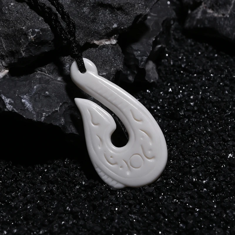 GX041 New Zealand Maori jewelry hand-carved yak bone Fish Hook pendant Primitive tribes totem amulet handmade jewelry for gift