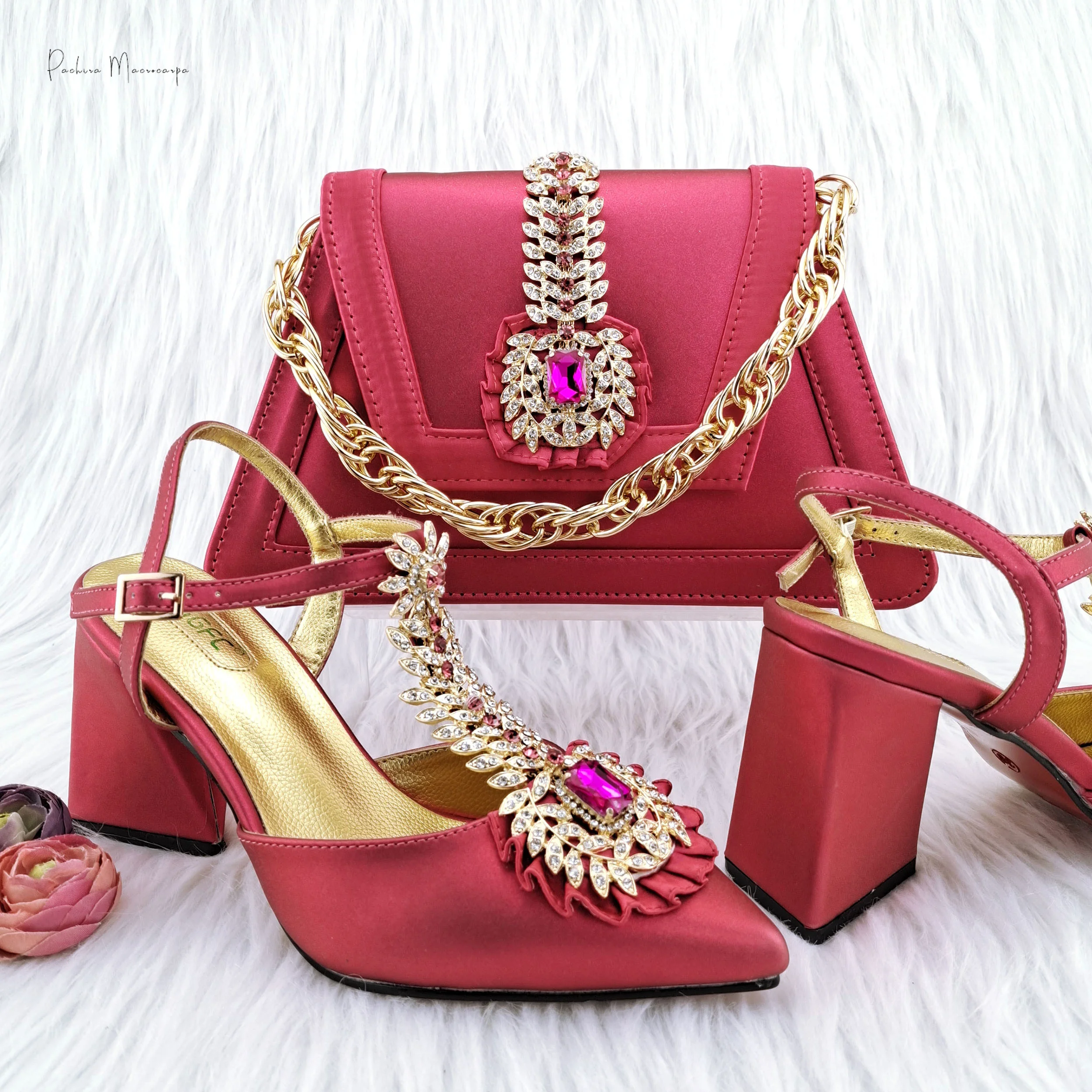 QSGFC Fuchsia Color African Fashion Ladies Three-dimensional Clutch Shiny Diamond Decoration High Heels Wedding Party