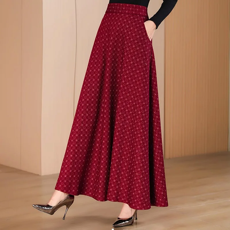 2024 Autumn Winter Retro Fashion Wave Point Elegant Women's Long Skirt High Waist Large Plus Size A-line Ladies' slim skirts