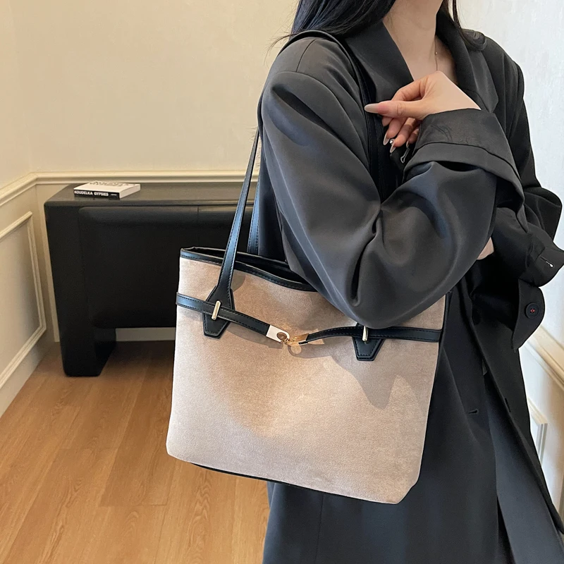 

Женская сумка через плечо из искусственной кожи, зима 2025 года, ретро сумка подмышки, роскошные дизайнерские сумки, трендовые женские простые сумки и кошельки