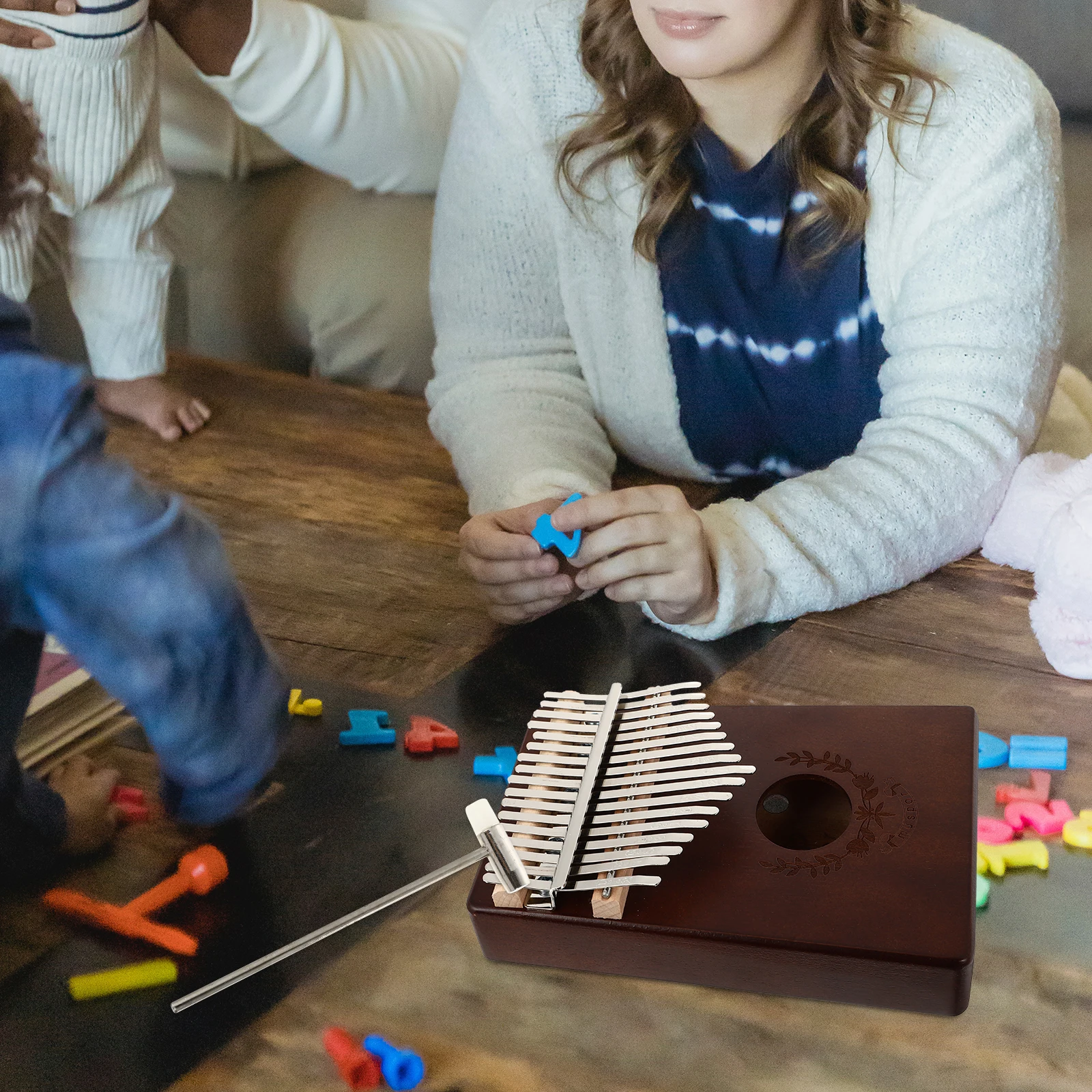

1 Set Exquisite Portable Thumb Piano Delicate Finger Piano Perfect for Beginners Music Lovers