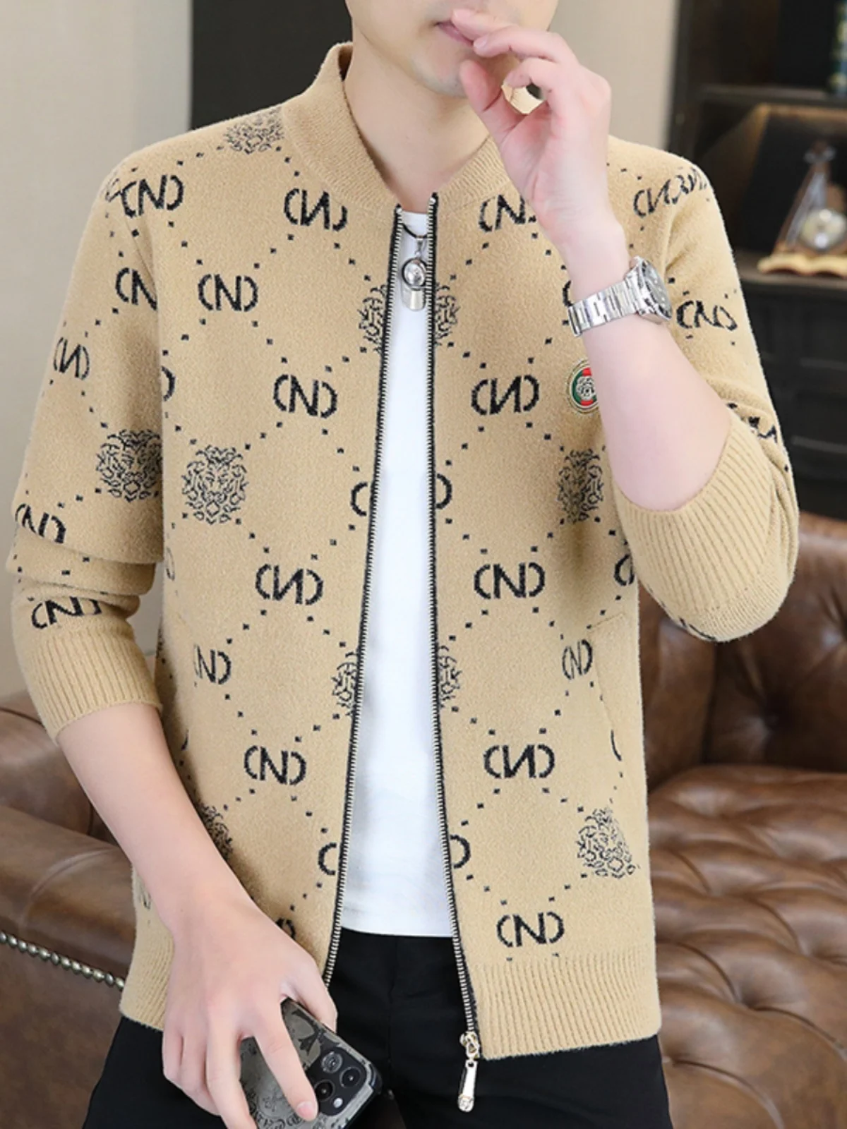 

Новый осенне-зимний вязаный кардиган для мужчин: свитер на молнии с воротником-стойкой, куртка-бомбер с вышивкой букв и линий