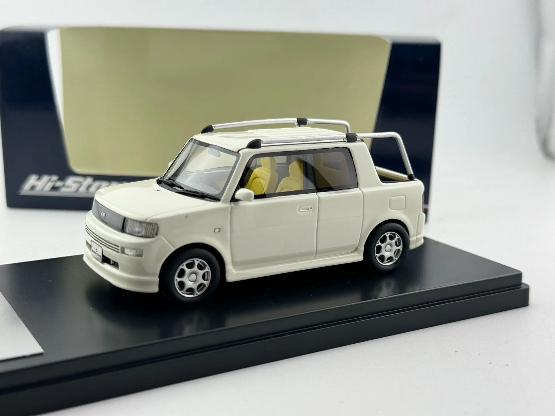 Flaws Explosion Window HI Story 1/43 Scale Toyota BB Resin Car Model