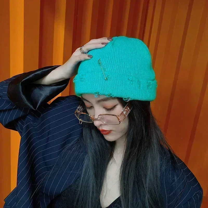 Winter New Beanies Knitted Hat Women Fashion Warm Thick Gorro Men Hip Hop Pin Hole Skullcap Short Hat Unisex Basic Cap