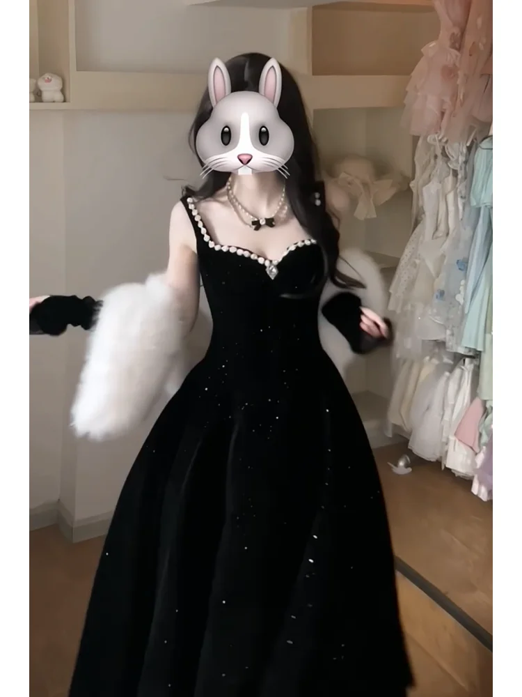 

Ele Bla Hepburn Sle Unique Puffy Strapl Dr Women's High-End Feeling Winter 2025 Diamond Embellied A-Line Gown