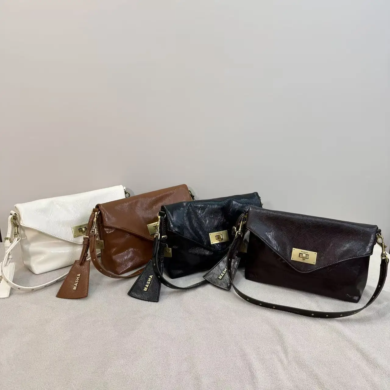 sac-a-bandouliere-en-cuir-souple-pour-femmes-grande-capacite-a-la-mode-style-britannique-fermeture-a-boucle-usage-decontracte