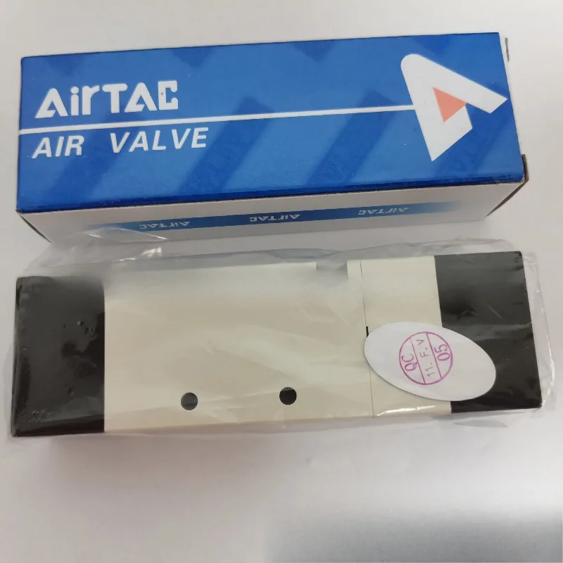Parts are suitable for AirTAC AirTAC solenoid valve 4A410-15A 4A410-15B two-position five-way original and genuine