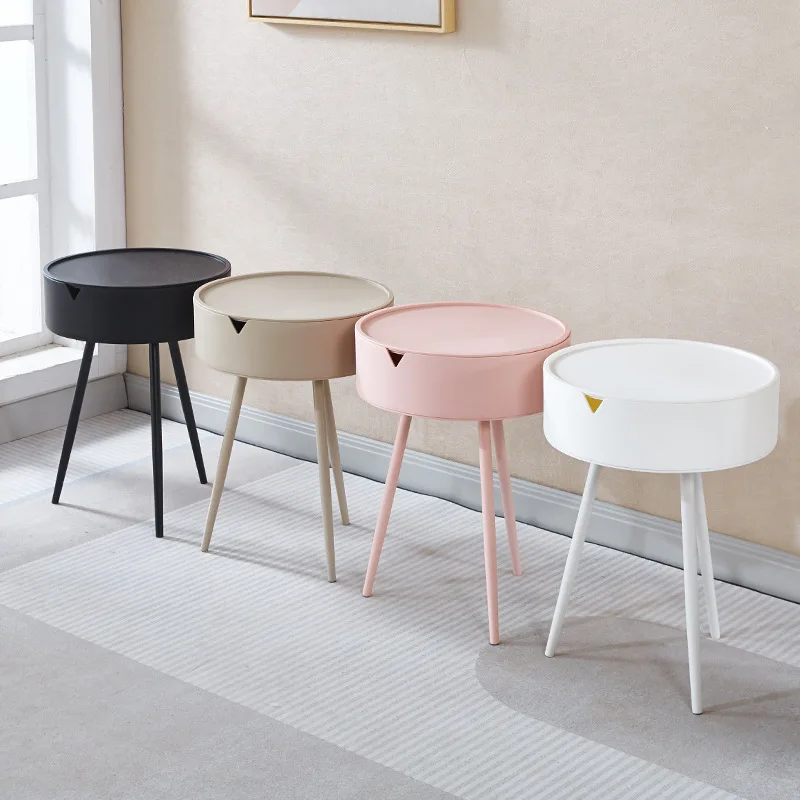 

Round and triangular, several bedrooms, a girl's bedside and table, a modern and simple mini round table