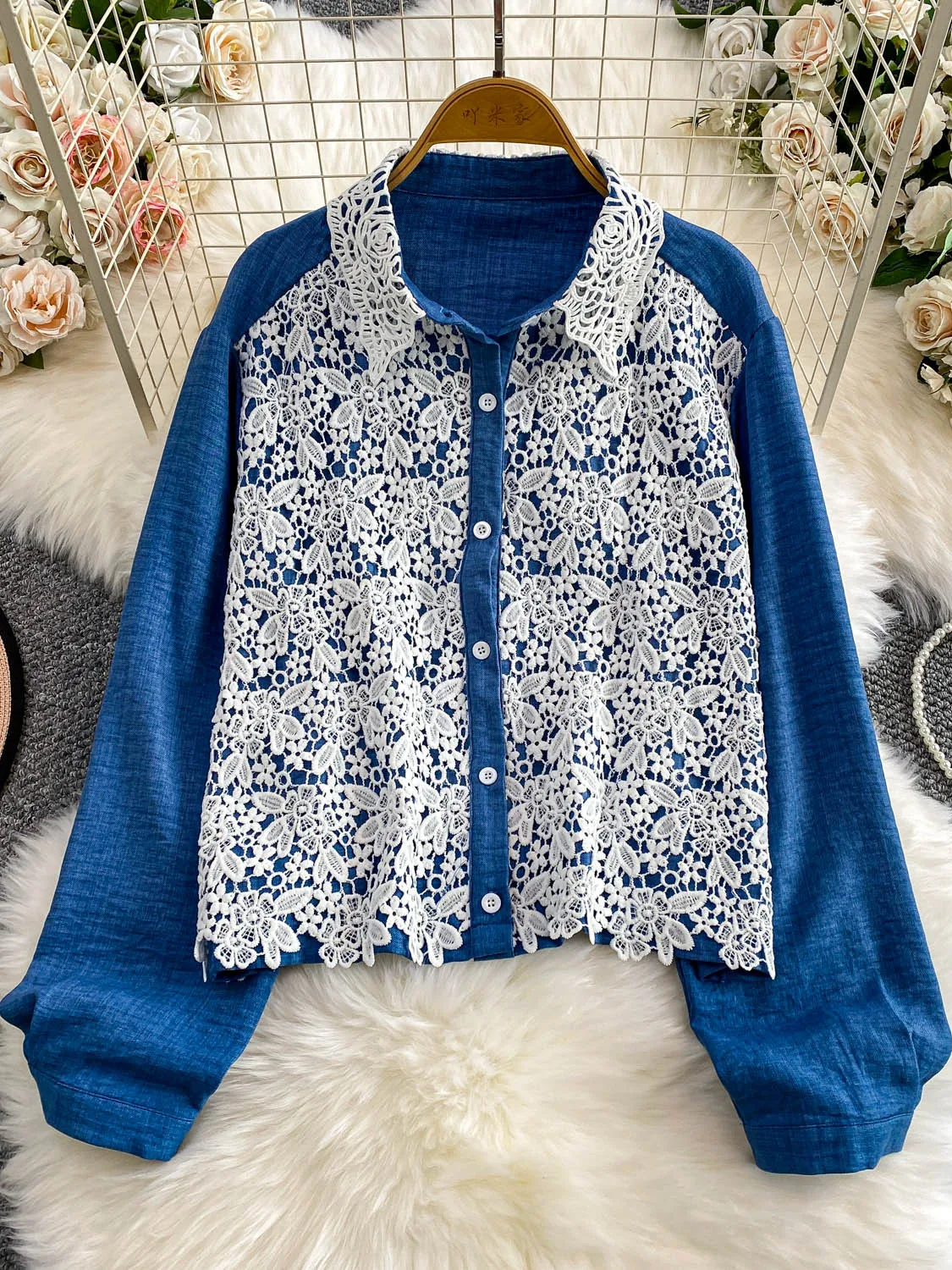 

2025 Autumn Girls Shirt Lace Panel Turn-Collar Long-Sleeve Shirt Loose-Fitting Women Versatile Top Fashionable Blouse BL224