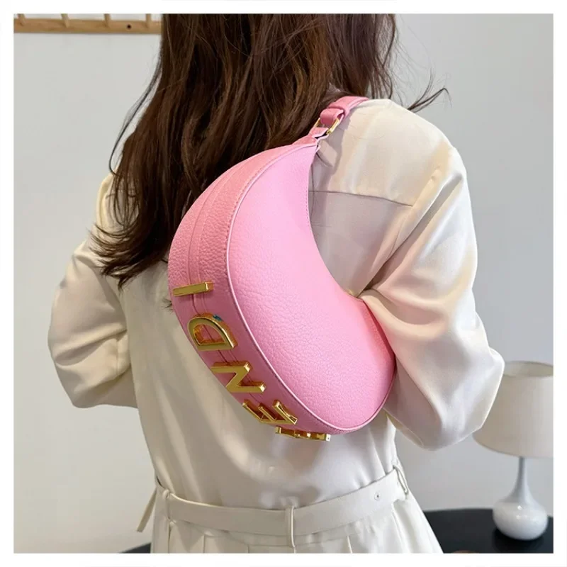 French Handbag Women's Bag 2024 Semi-circular Crescent Single Shoulder Armpit Bag Fashionable Luxury Design Crossbody Handbag