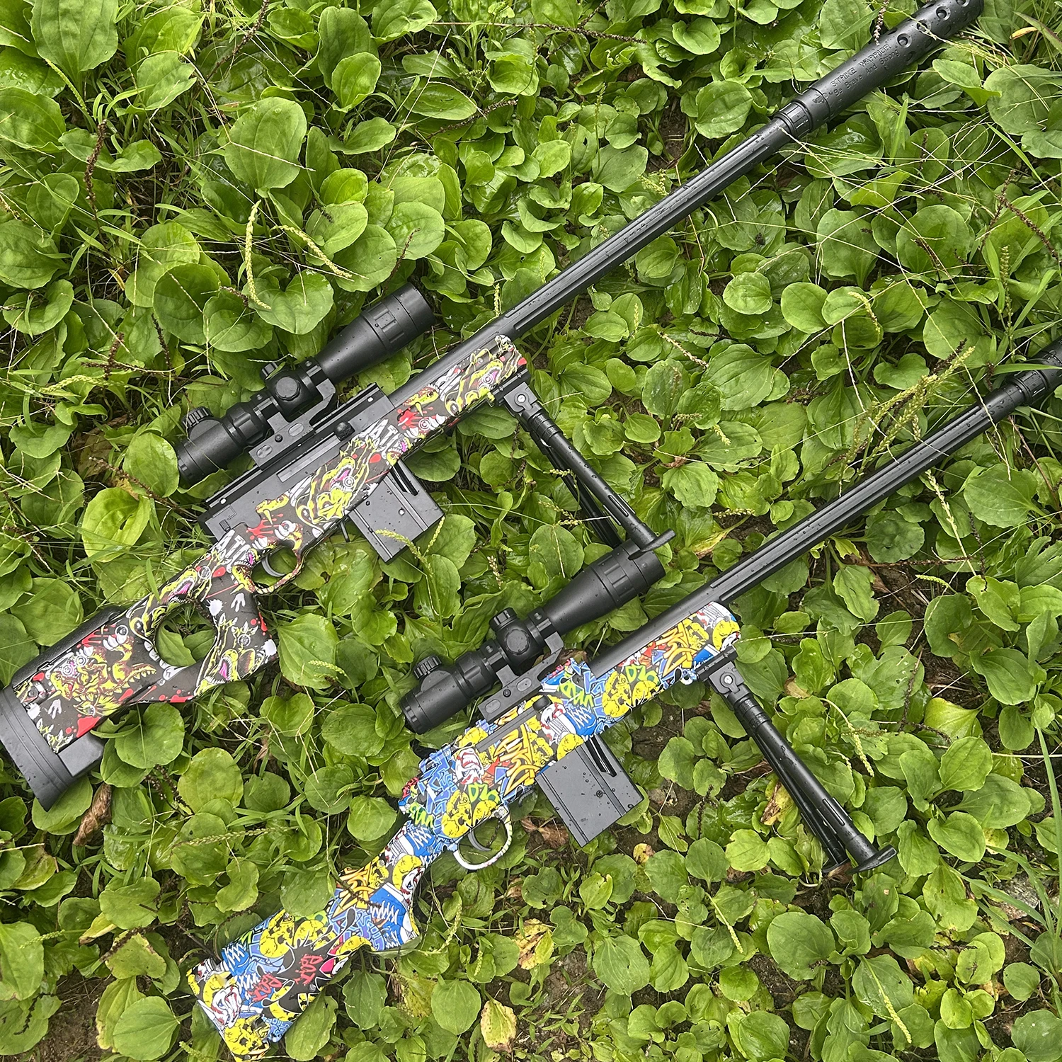 2025年新型AWMとM24クラシックマニュアルサイドプルモード迷彩柄ポップアップマガジンは、7-8mmのゲルボールトイガンを発射できます