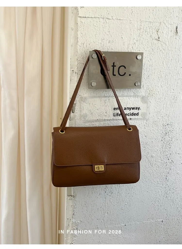 Bolso tipo cubo para mujer, diseño vertical de un solo asa, tapa abatible ancha, diseño sencillo y elegante, adecuado para adultos de 20 a 60 años.