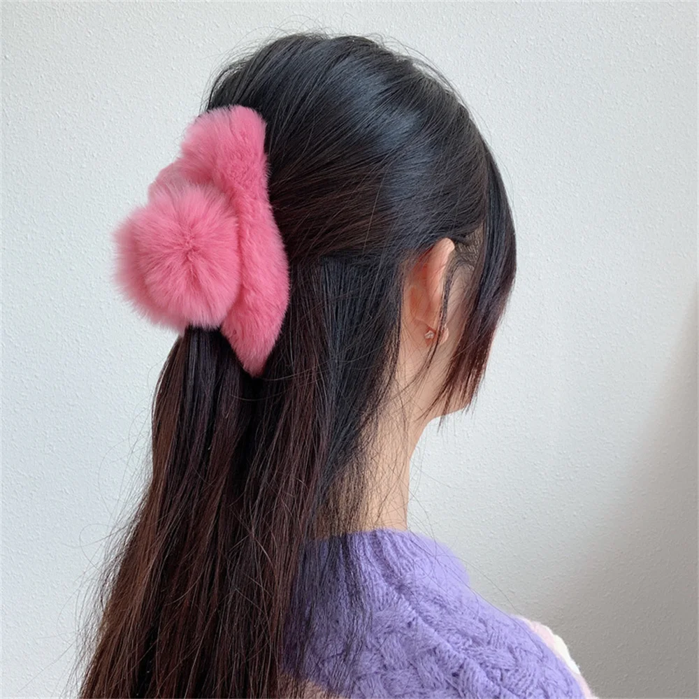 Lady Winter Real Fur Hair Clip For Women Hair Accessories Large Fluffy Soft Hair Clip Fluffy Styling Hair Clip For Girls Gift