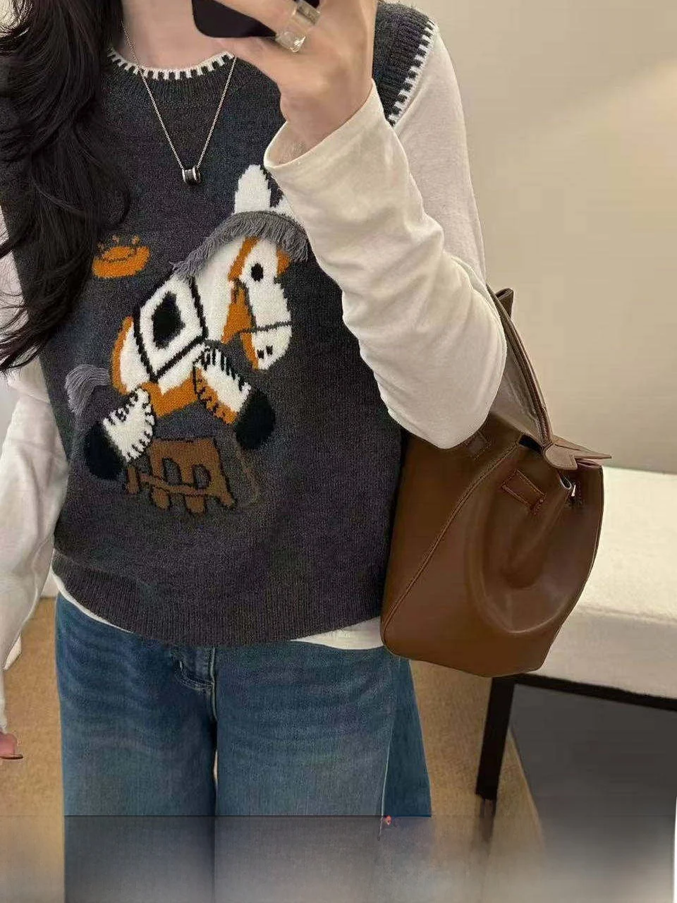 

Cute Little Knitted Vest Sweater round Ne Svel Wool Blend Faionable Spring Autumn New Arrival Women's Knitwear