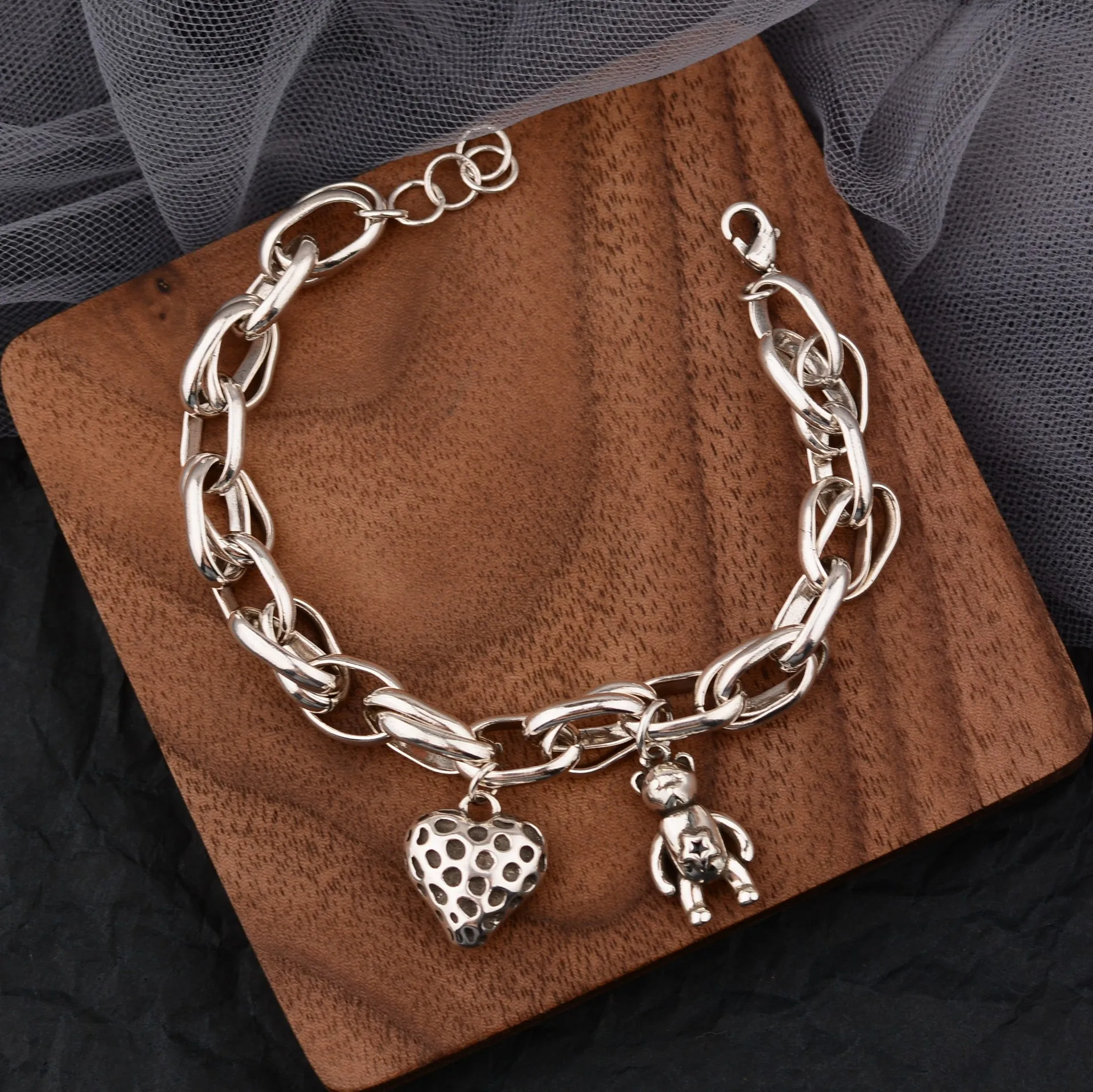 New Arrival Romantic Love Heart & Bear Animal Retro Thai Silver Female Charm Bracelet Jewelry For Women Birthday Gifts