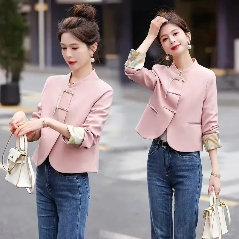 

2024 Spring New Chinese Casual Button Coat for Women's Small Fragrant Style, Age Reducing Temperament, Small Stature, Short Top