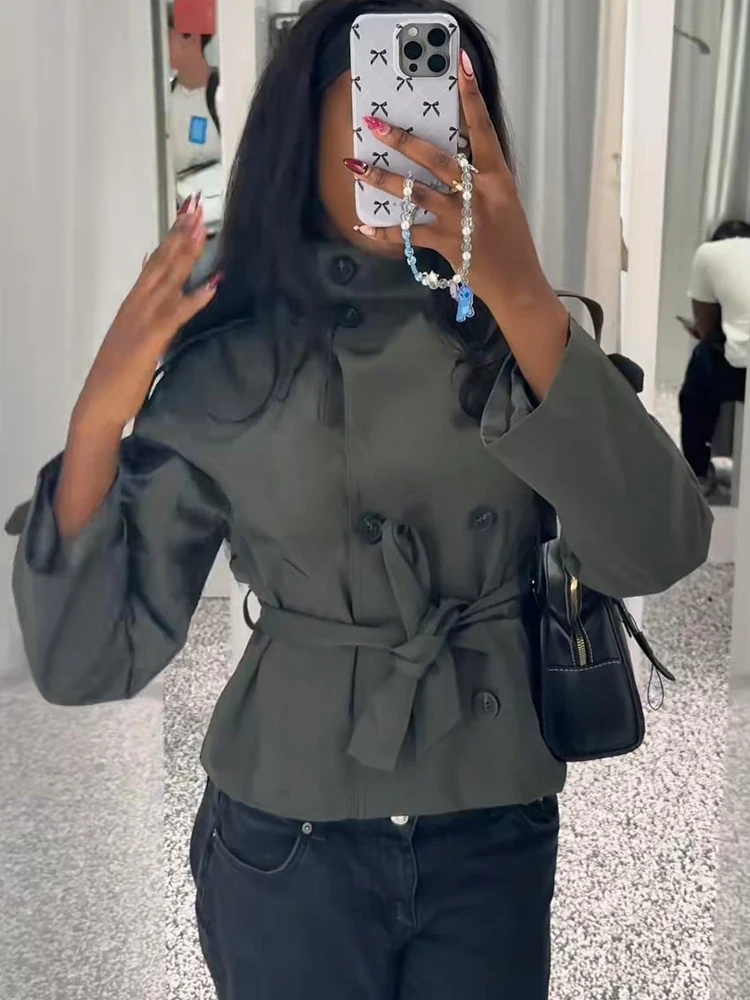 2025 الخريف الوقوف طوق معطف واقٍ من المطر للنساء موضة كم طويل حزام مزدوجة الصدر سترة سيدة شارع العليا شيك ملابس خارجية