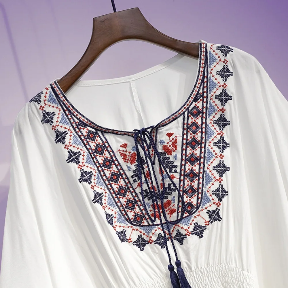 

Retro Lace-up Tassel Bohemian Style T-shirt Loose Round Neck Short Sleeve T Shirt Blouses Embroidery Ethnic Style Tops Summer