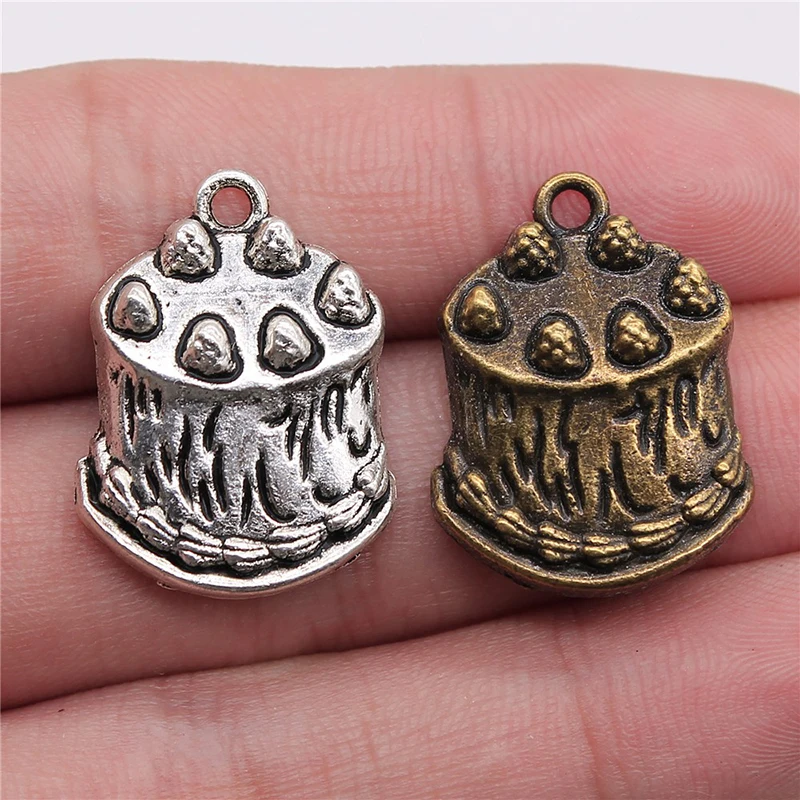 

50pcs/lot Jewelry Accessory Retro Alloy Cake Strawberry Shaped DIY Charms Pendants