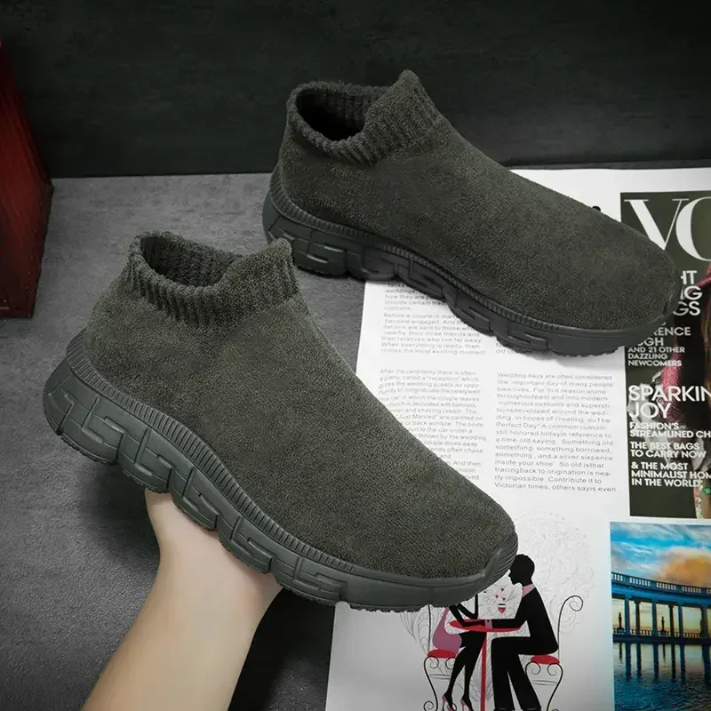 Womens Sneakers New Slip-On High Tops Women Sneakers Brand Fashion Breathable Men City Leisure Sock Shoes Female Tennis Trainers