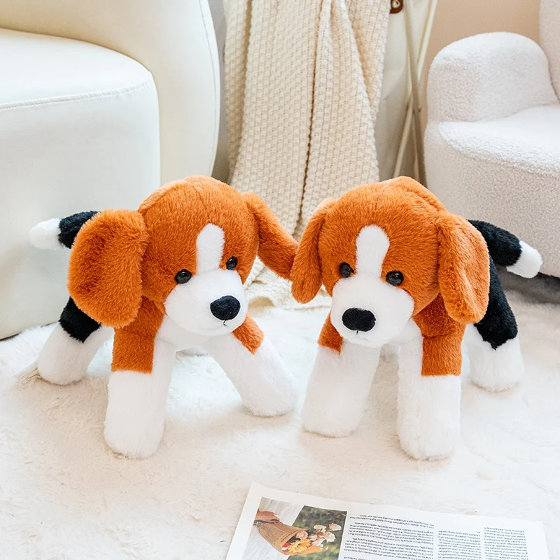 Peluche de Beagle Realista, Cachorro de Orejas Caídas en Tonos Marrón, Negro y Blanco, Adorable Peluche de Perro Realista para Regalo