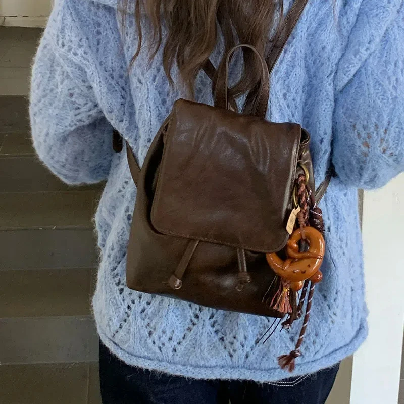 حقيبة ظهر صغيرة منقوشة من الجلد البني، حقيبة كتف واحدة، حقيبة ظهر صغيرة للتنقل #5