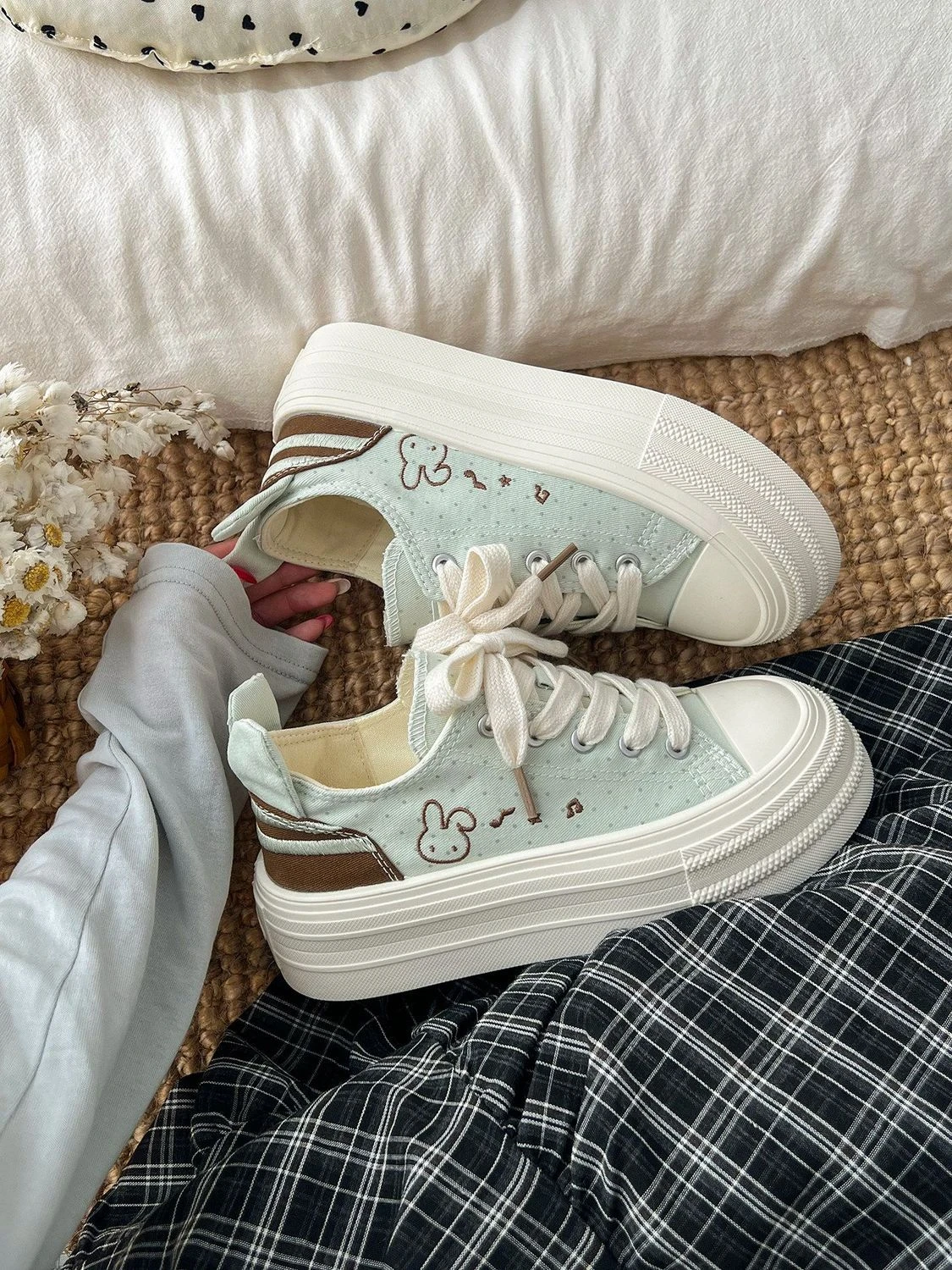 Teen Campus Milky White Canvas Sneakers Damen Chunky Plimsolls Lovely Rabbit Elevated Shoes Woman Atmungsaktive Schnür-Sneaker – Detail 9