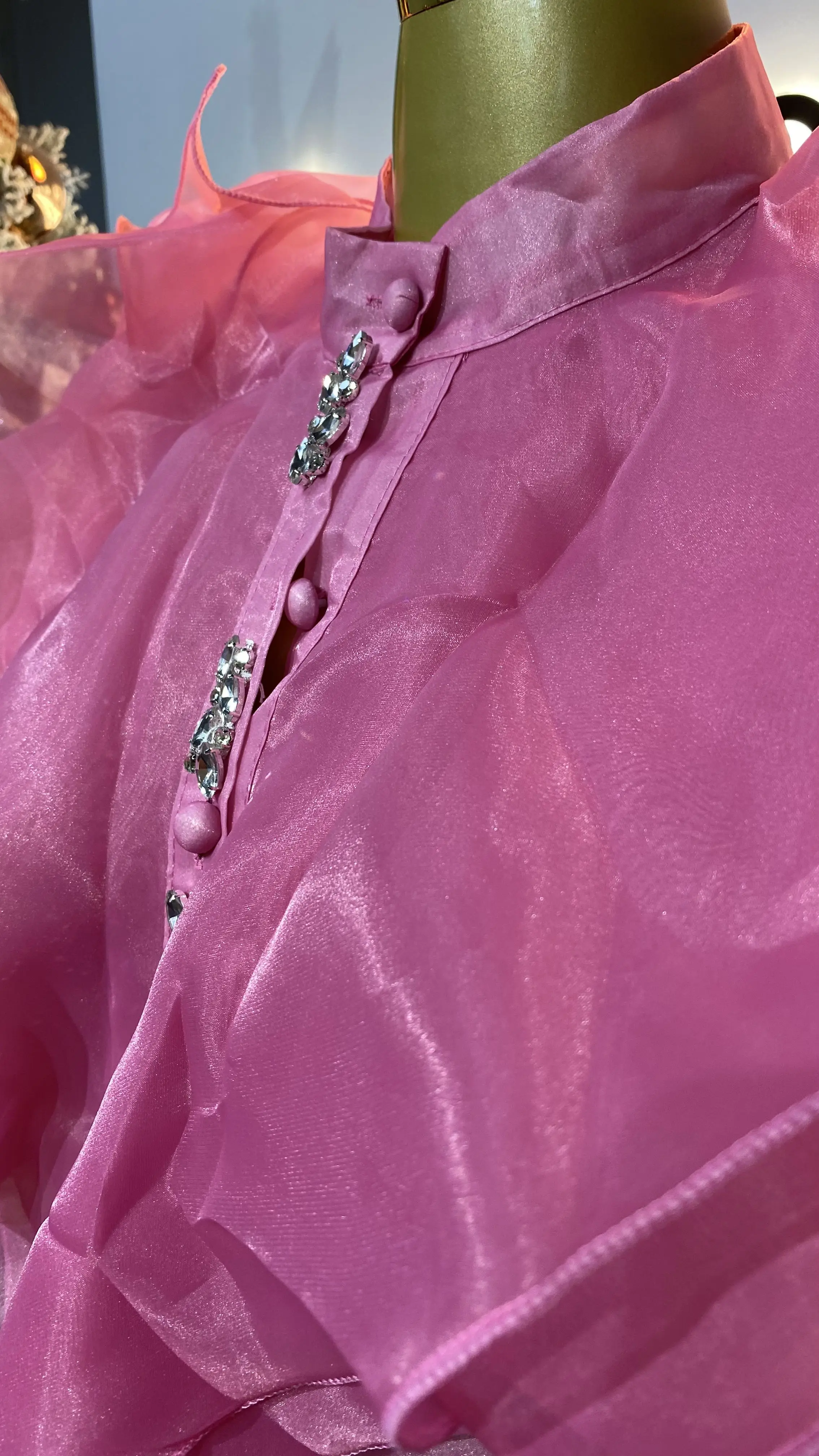 2025 가을 신상 패션 스탠드 칼라 레이어드 러플 싱글 브레스티드 여성 셔츠-GZXX443