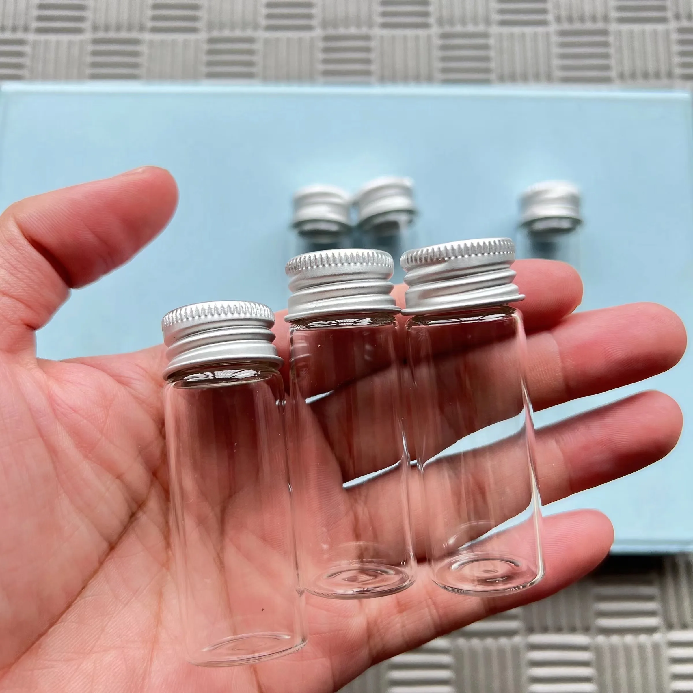 Glass tube 72 Pcs 22*60 tiny Transparent Glass Bottles with Silver Aluminium Screw Cap Cute Jar Vials DIY Craft