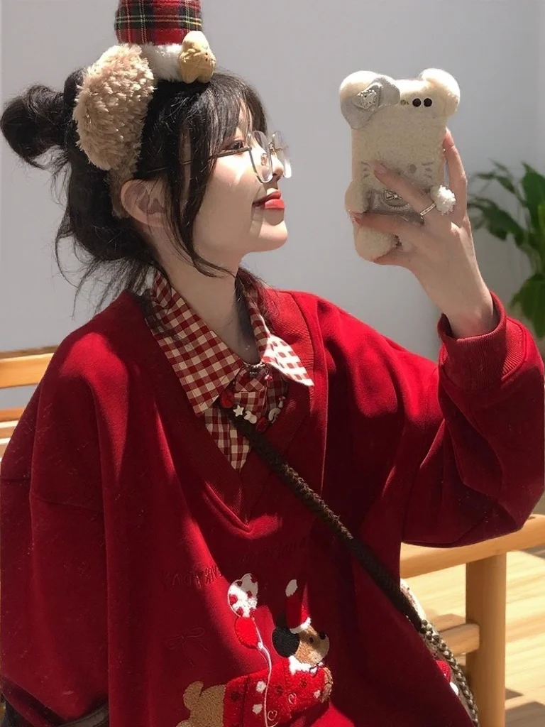 

Модный красный свитер оверсайз с флисовой подкладкой, молодежный, стильный, трендовый, имитация двухслойности