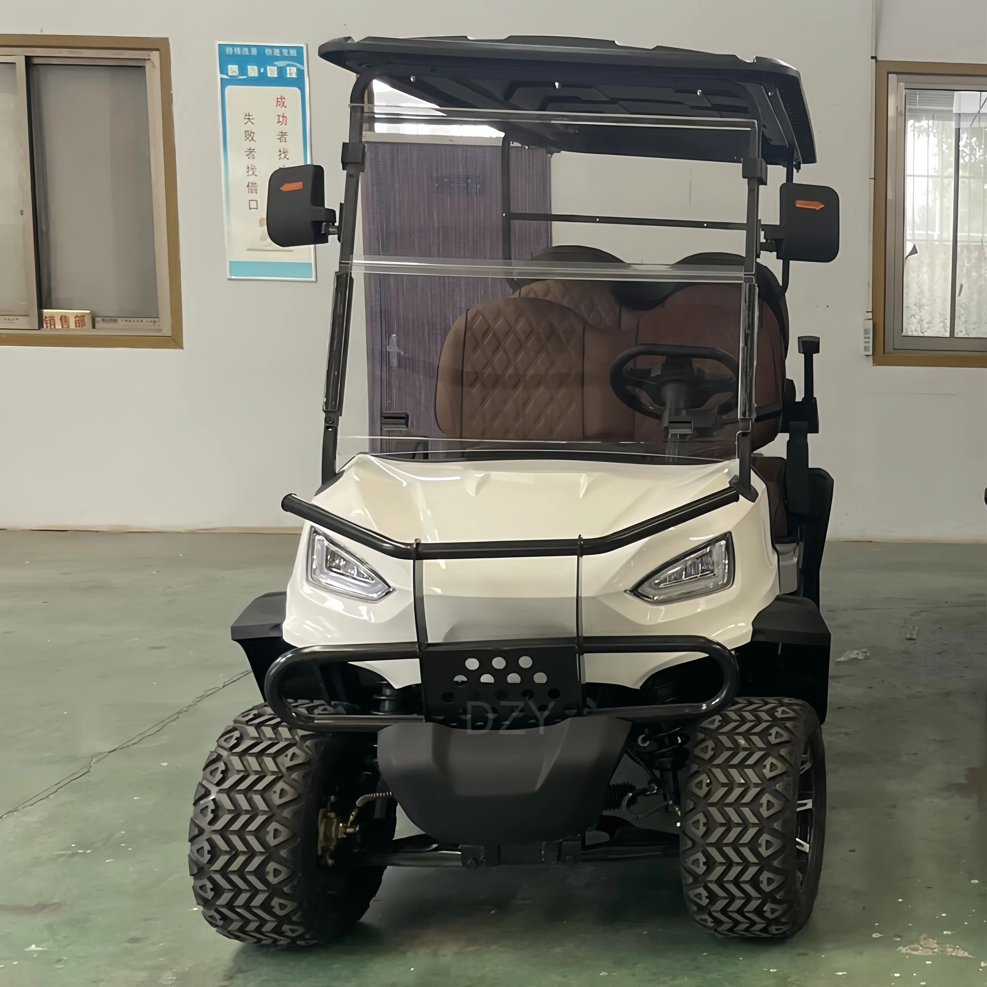 2024 6 passenger approved airport electric vehicle cargo low price 4+2 seat club car golf cart