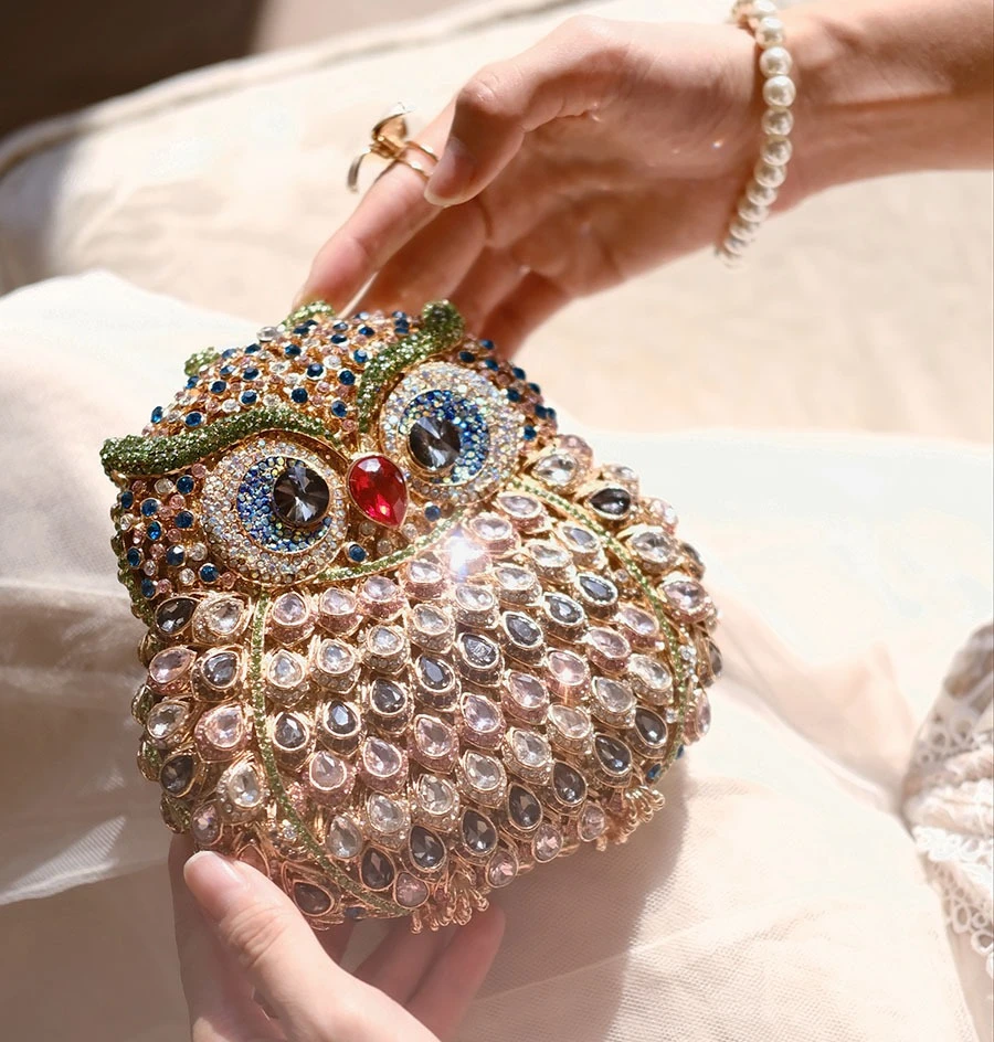 Vintage Niche Design Owl Crystal High-end Feel Hand-held Crossbody Decoration Ornament