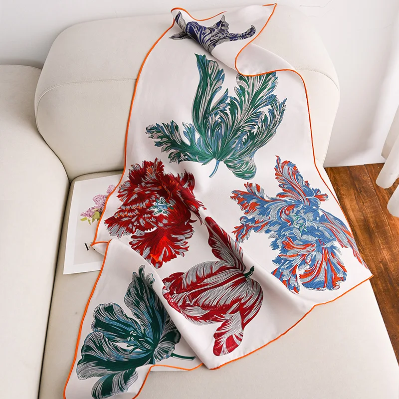 

Шелковый платок-каре с цветочным узором, 100% шелк, треугольная форма, элегантные шарфы-платки для женщин, модные шейные платки 2026 года