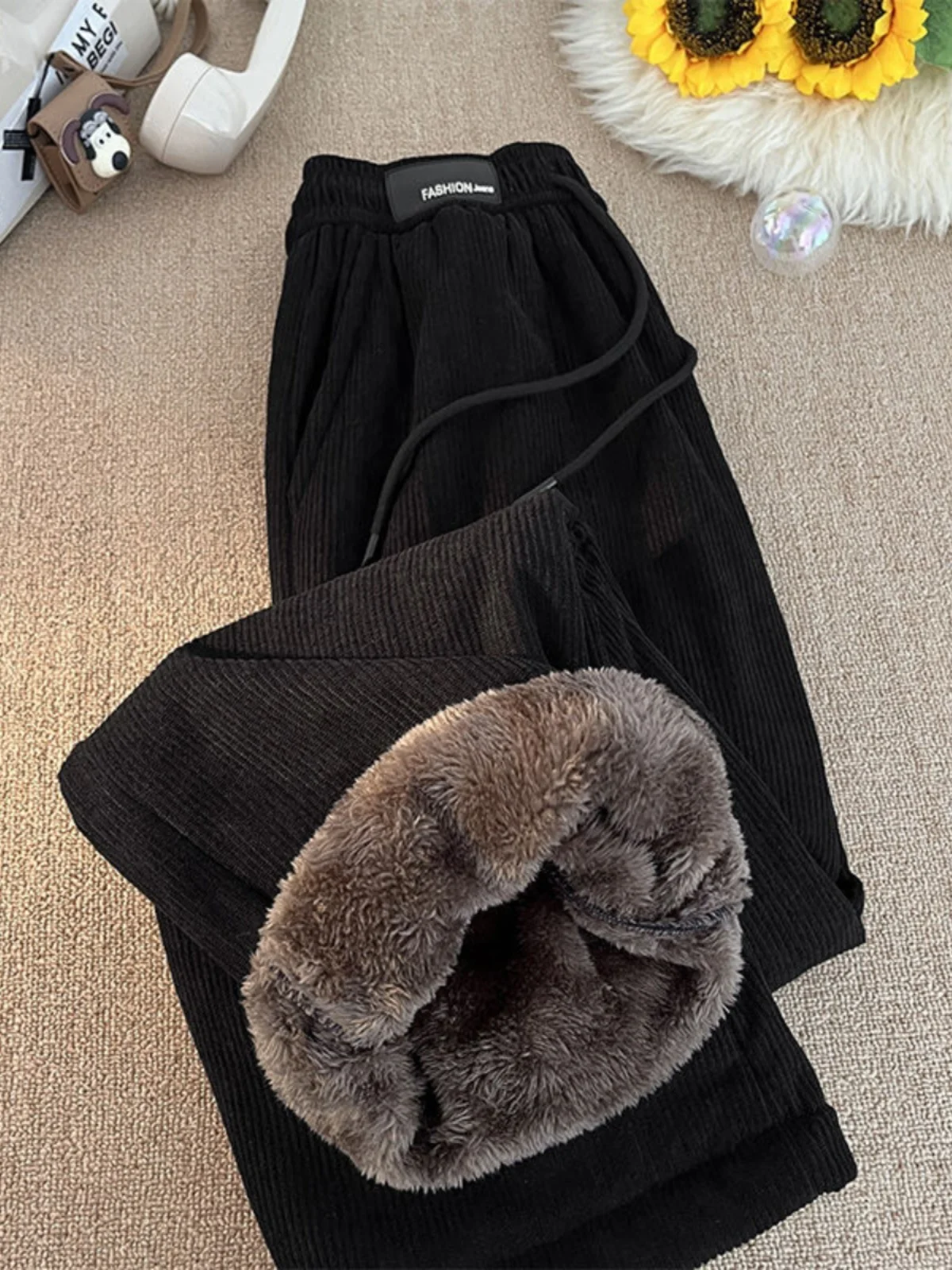 Pantaloni in velluto di agnell - Corduroy Pant Warm recensione e prezzo