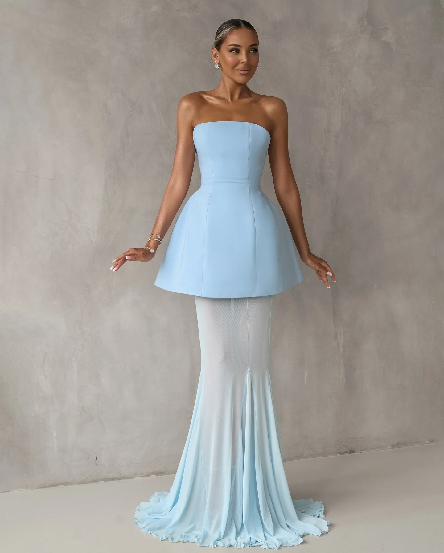 Prachtige babyblauwe lange galajurken 2025, strapless formele outfit, damesjurken voor bruiloften, op maat gemaakte maxi-avondjurk, gala