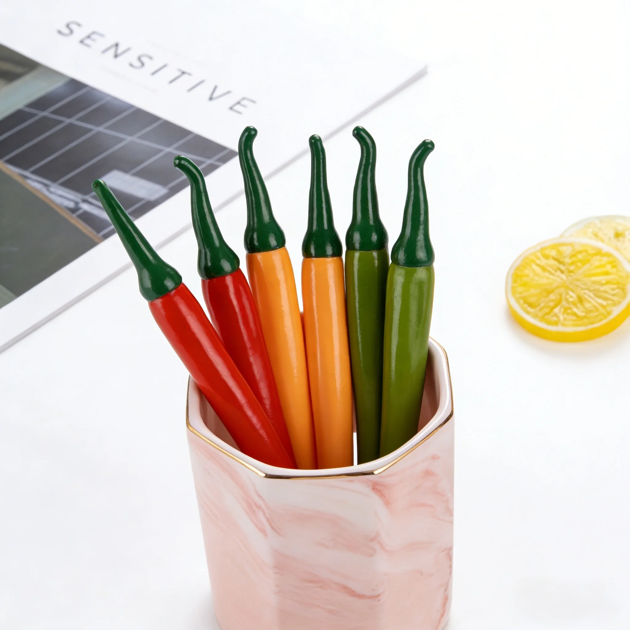 

2-10 шт. креативных гелевых ручек в форме реалистичных перцев чили, с игольчатым наконечником 0,5 мм, для плавного письма