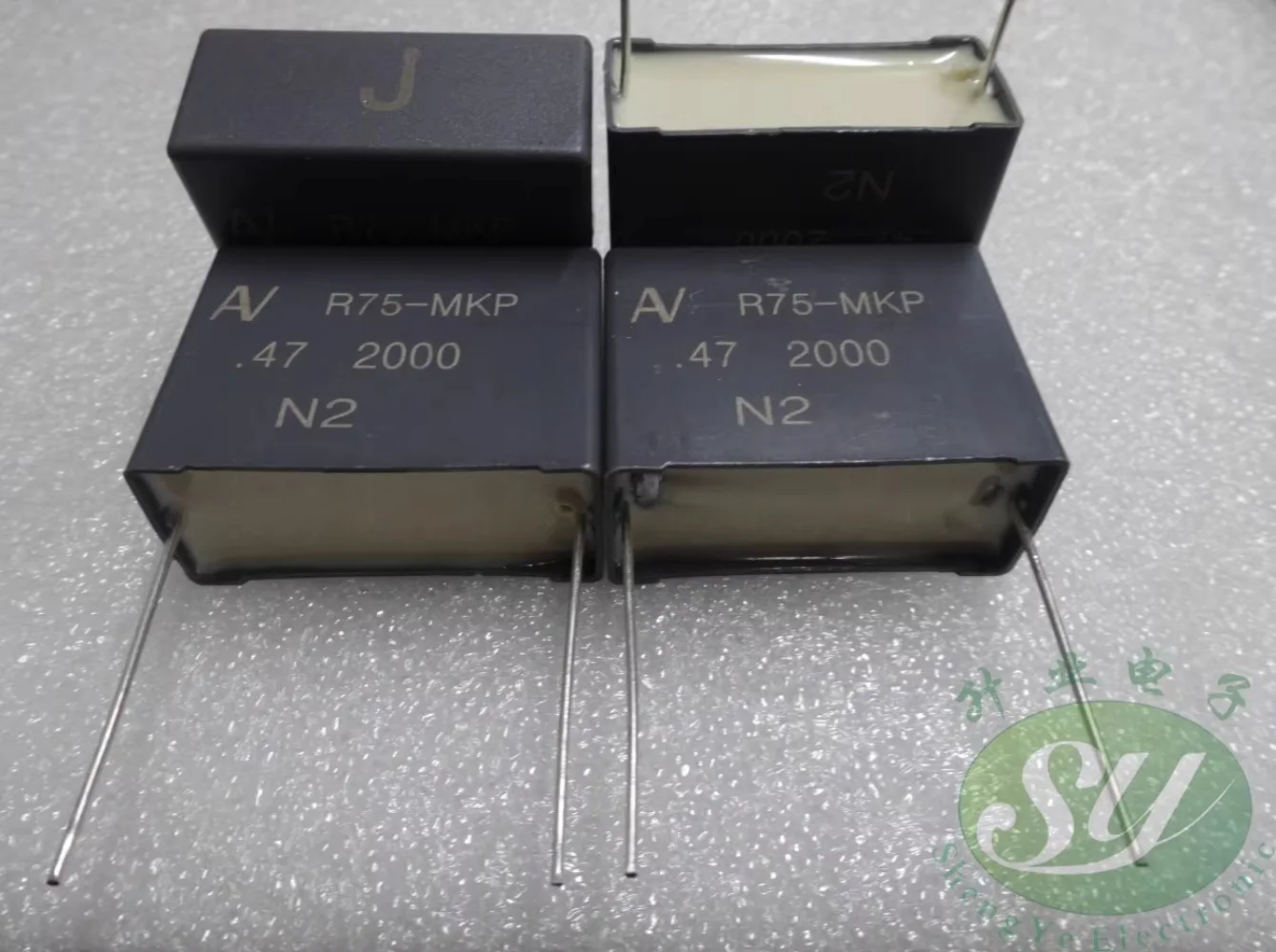 

AV R75 0.47uf/2000V 470nf u47 474 MKP New film capacitor 38mm