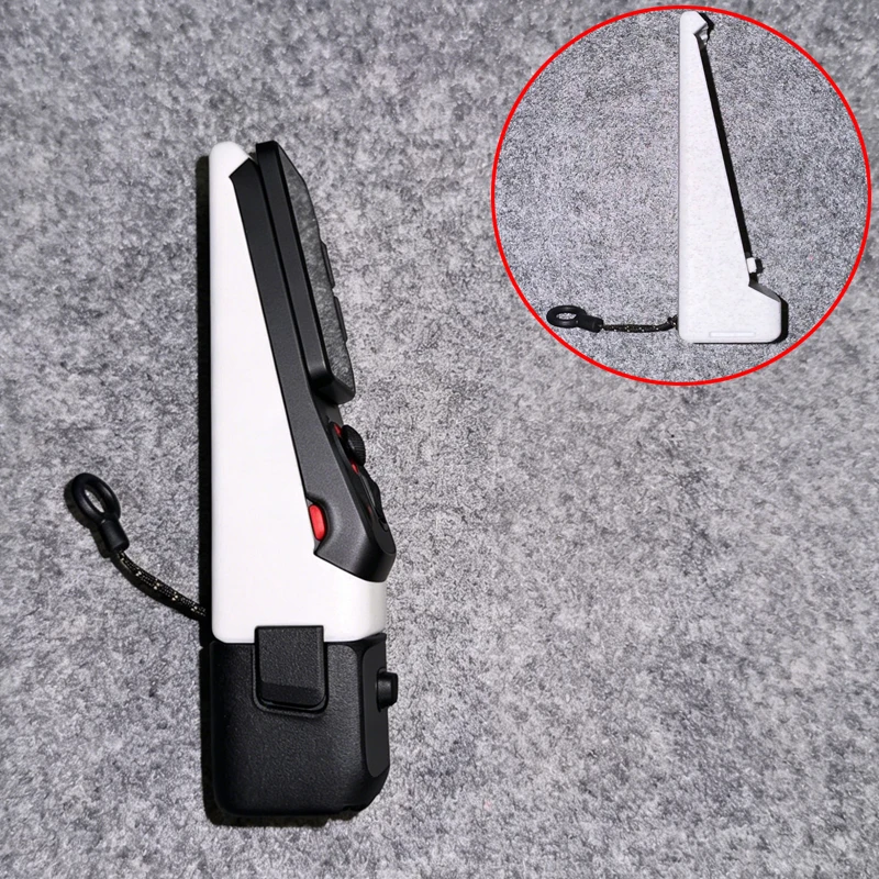 1PCS For Insta360 Luna Ultra Screen Controller Handle Bracket Handheld Grip with 1/4 Tripod Mounting Hole Modified Accessories