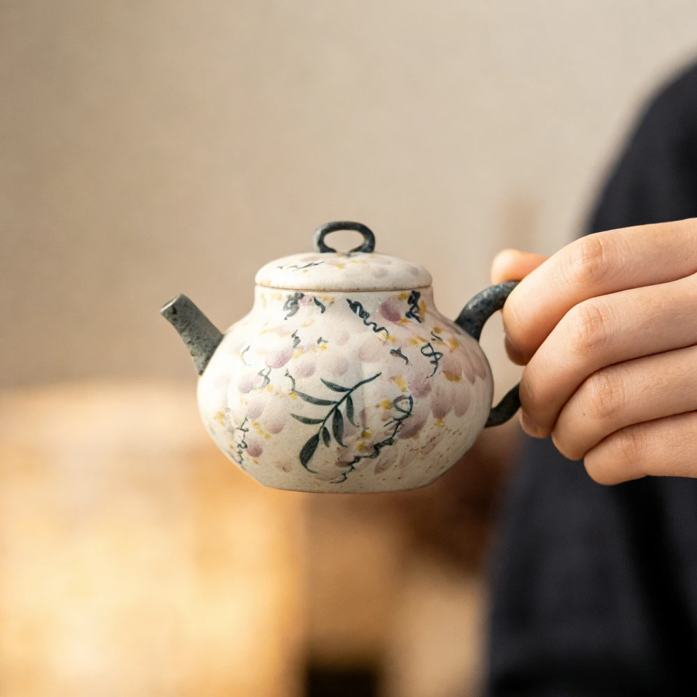 

Керамический чайник с ручной росписью цветами глицинии и карамельной глазурью, домашний портативный чайник, элитный чайный набор для Гунфу в стиле легкой роскоши