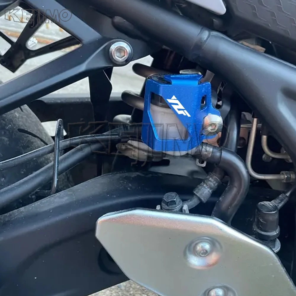 For YAMAHA YZF R1 R1M R3 R6 R7 R9 R25 R125 YZFR6 R7 Motorcycle Accessories Rear Brake Fluid Reservoir Cover Oil Tank Protection