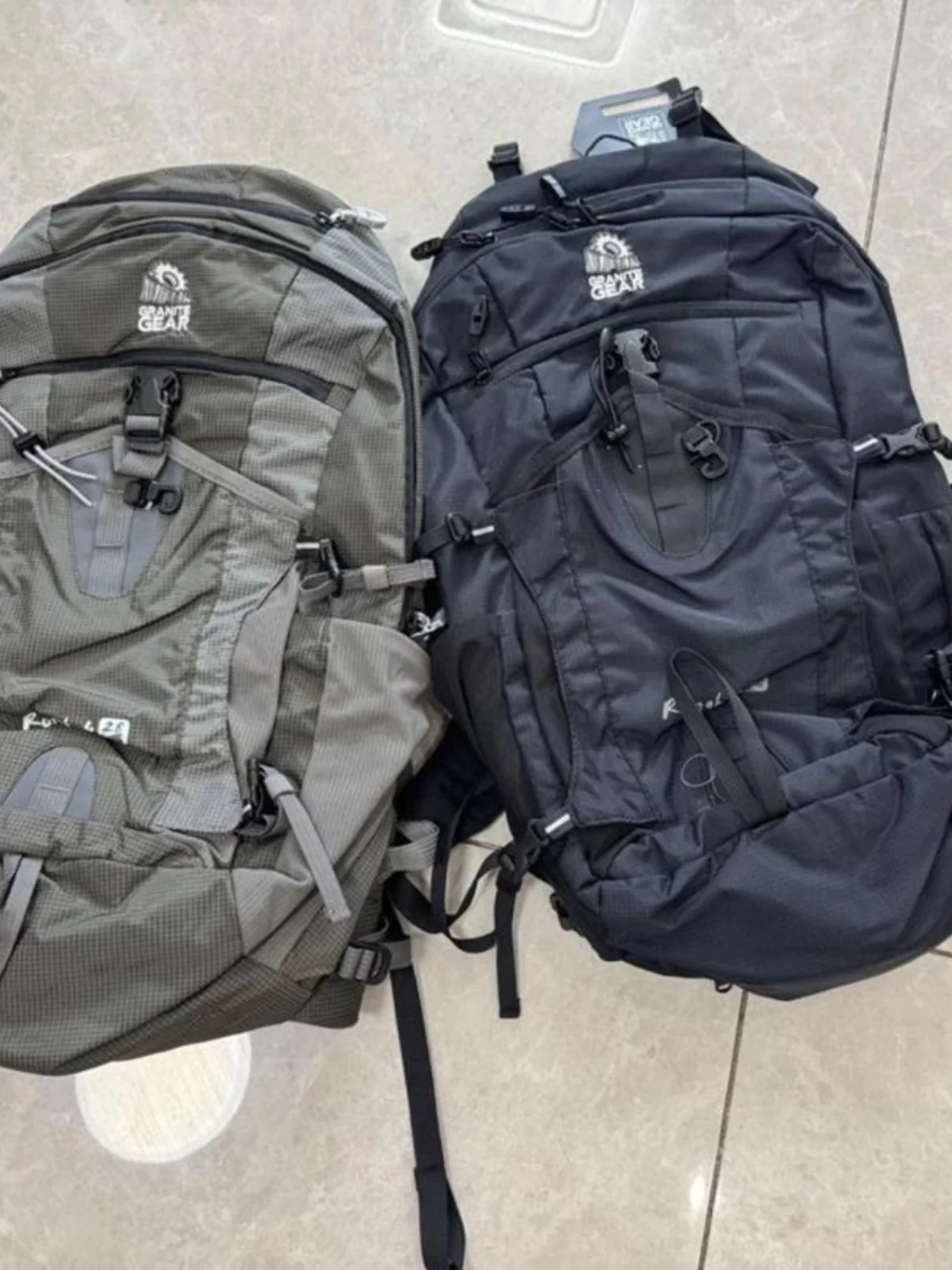 

Outdoor Multi-Functional Large Capaci Waterproof Wear-Resistant Men's Women's Skiing Hiking Double oulder Bag Trendy