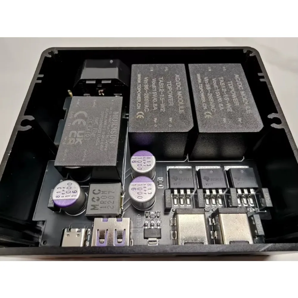 Catu daya terisolasi linier 24W, mendukung output simultan 12V dan 5V.