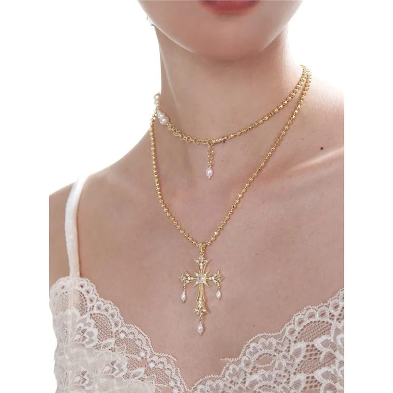 French Luxury Yet Still Maintains A Sense of Design in Jewelry Long Golden Color Cross Imitation Pearl Pendant Jewelry Necklace